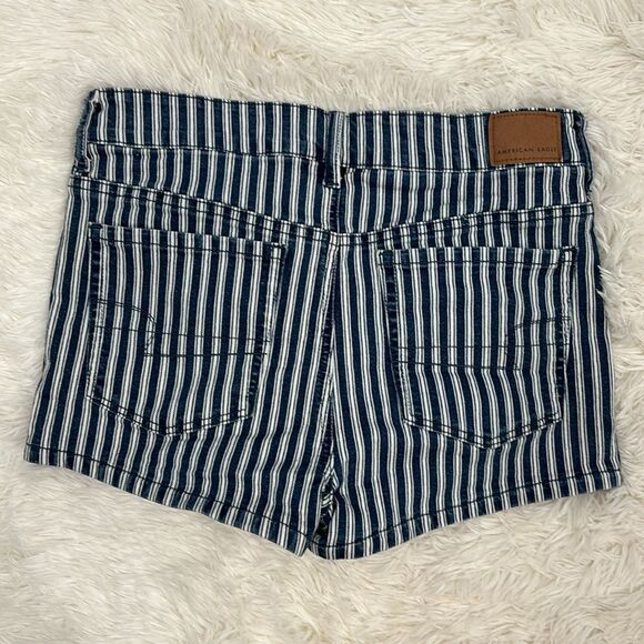 American Eagle Shorts Size 8 - Picture 9 of 10